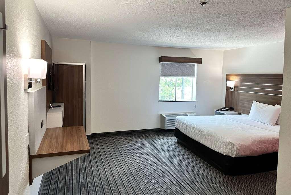 Ramada By Wyndham Lithia Springs Atlanta酒店 客房 照片